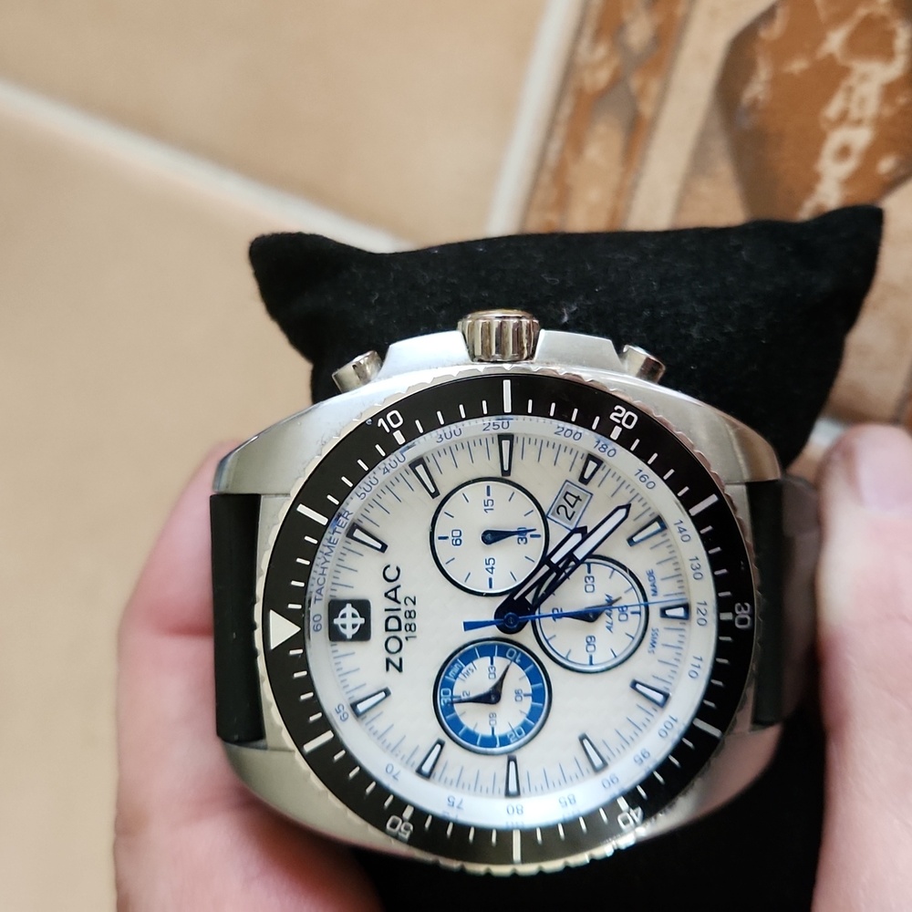 Zodiac Speed Dragon watch